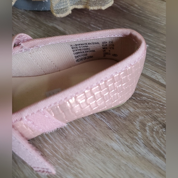 Baby's Smart fit light rose faux leather dress shoe Size 5 1/2 - Picture 6 of 8